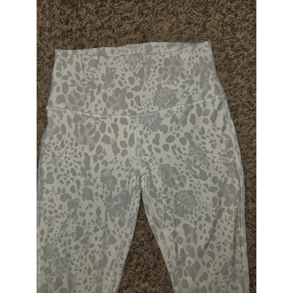 Lululemon Align High-Rise Pant Cheetah Camo Antique White Size 8 Women's Active